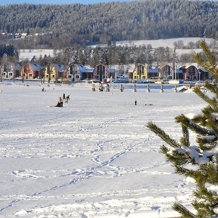 Apartmany Allis Lipno nad Vltavou Exteriör bild