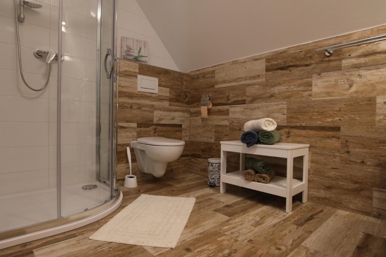 Apartmany Allis Lipno nad Vltavou Exteriör bild