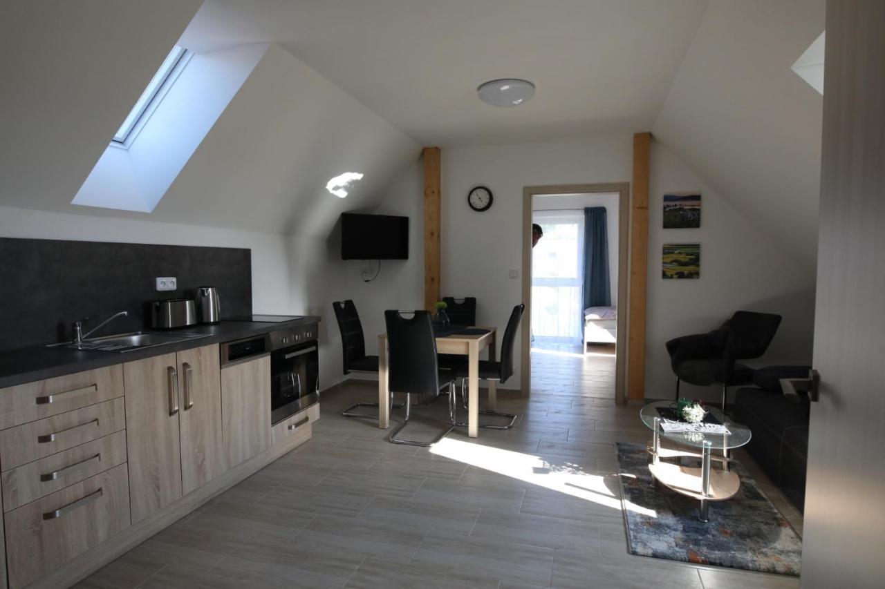 Apartmany Allis Lipno nad Vltavou Exteriör bild