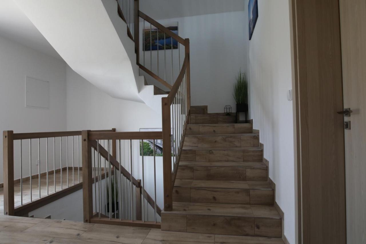 Apartmany Allis Lipno nad Vltavou Exteriör bild