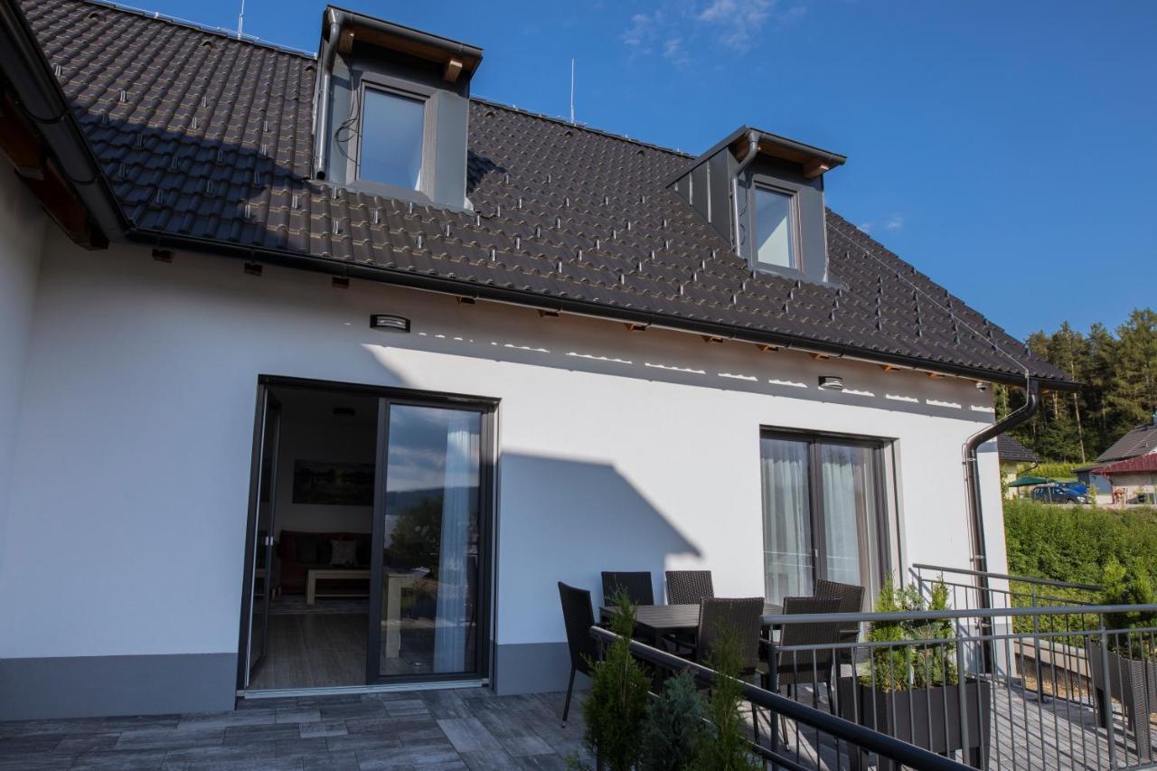 Apartmany Allis Lipno nad Vltavou Exteriör bild