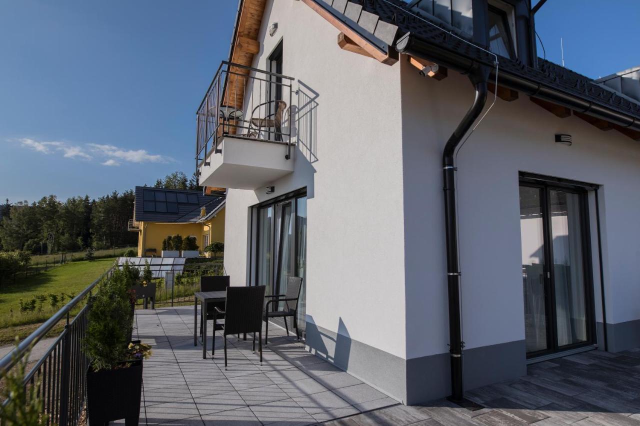 Apartmany Allis Lipno nad Vltavou Exteriör bild